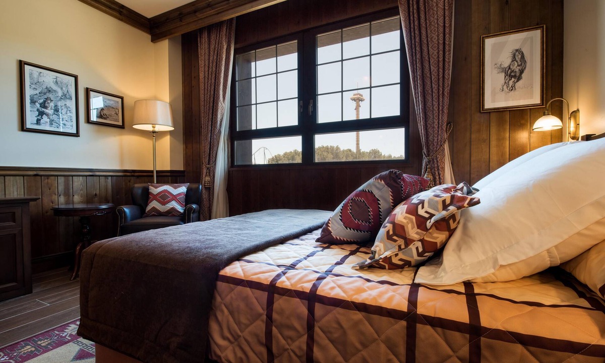 Salou Hotel | PortAventura Hotel Colorado - Includes unlimited access to PortAventura Park & 1 day access to Ferrari Land