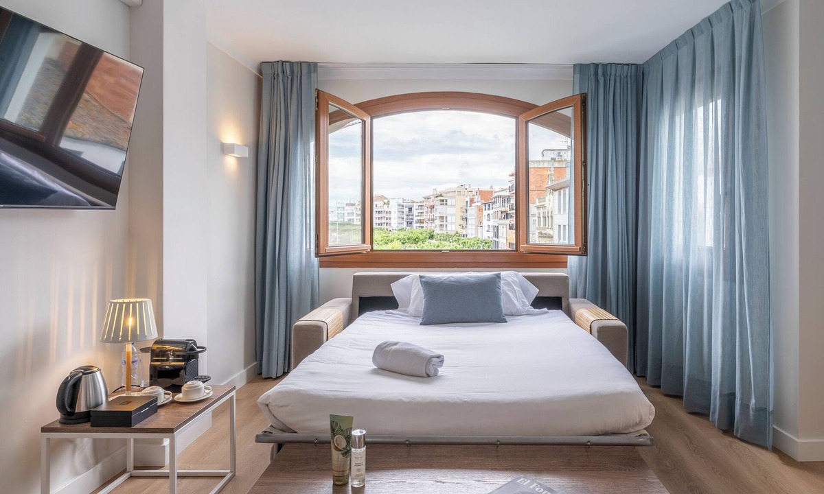 Roses Town Center Hotel | Prestige Mar y Sol