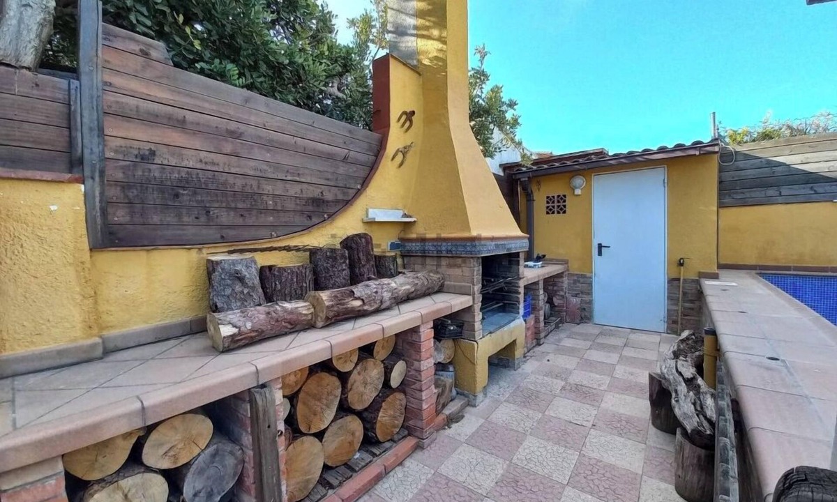 Bellvey Villa | Private pool near beach, playground, wifi and BBQ Calafell, El Vendrell