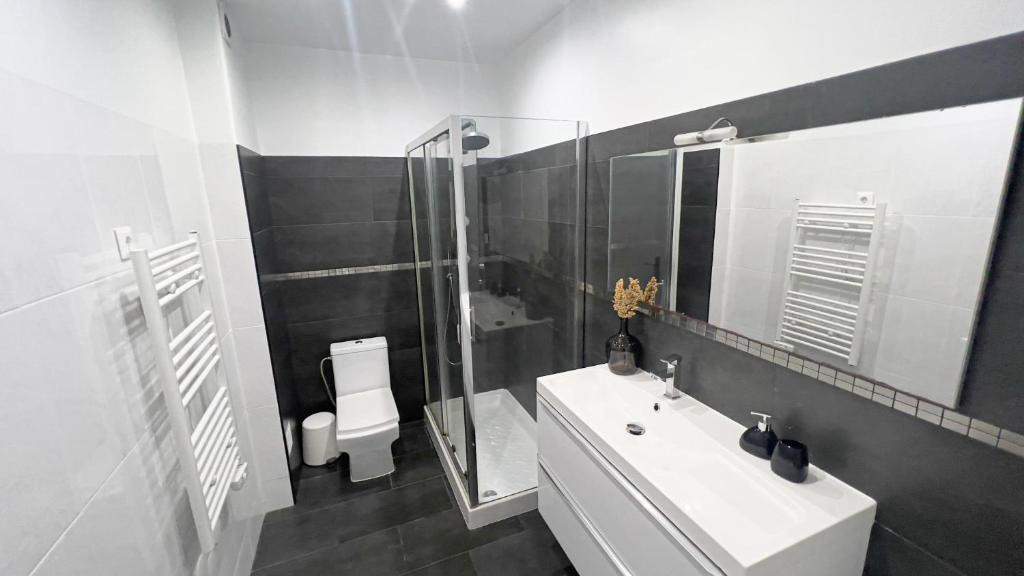 Agualva-Cacem House | Quarto Privado Prosperous