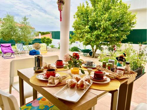 Fonte de Sesimbra Villa | Retiro D'Alma - Beautiful Villa with Garden & BBQ Near Sesimbra Beach