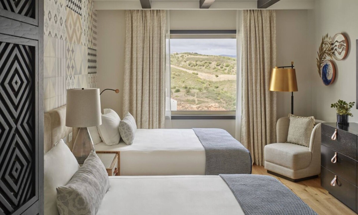 Tor Hotel | Romantic Algarve Room w/Balcony & Mountain Air – Ideal Romantic Escape