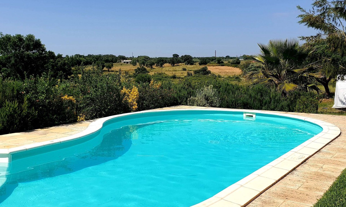 Povoa da Isenta Cottage | Rustic villa/private pool, ideal for families. Fast track to Lisbon/Fatima