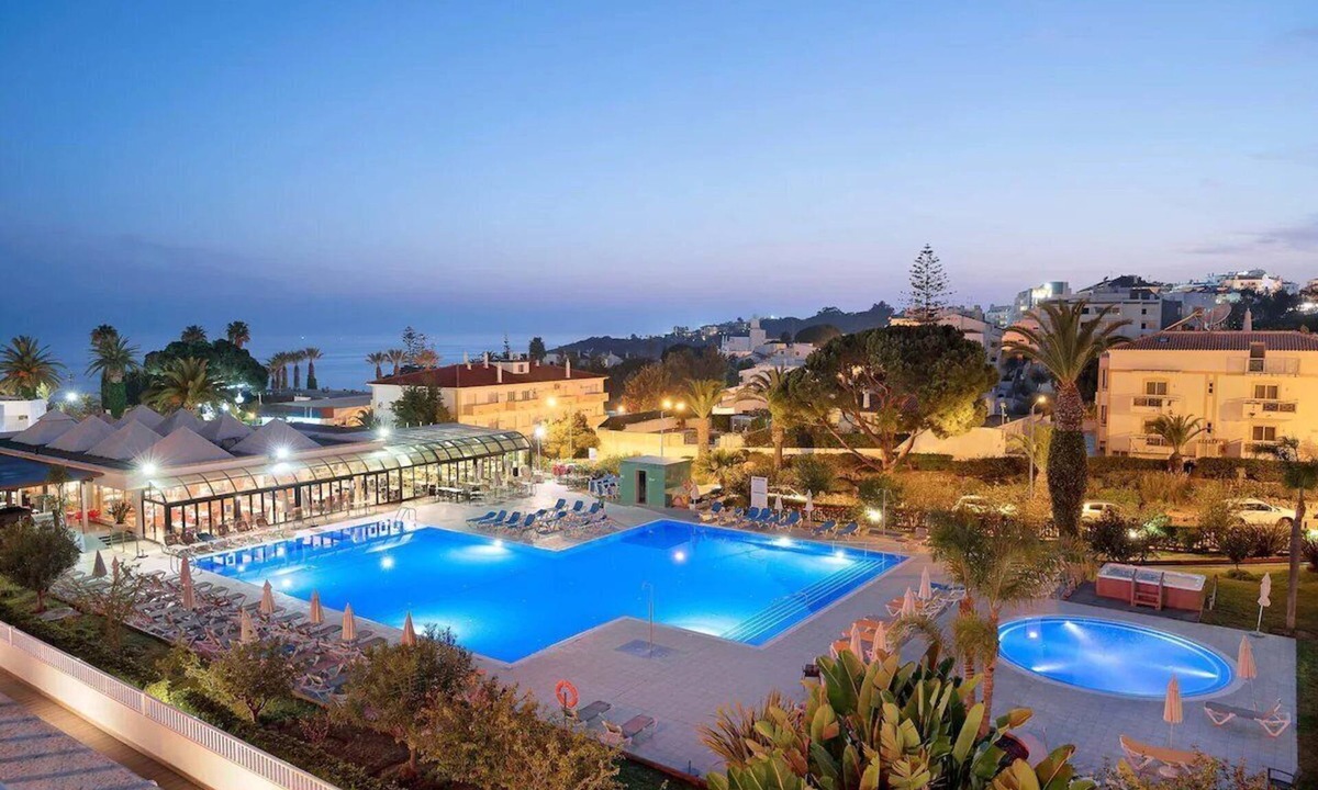Oura Hotel | Seafront Haven with Modern Elegance in Praia da Oura! Direct Beach Access