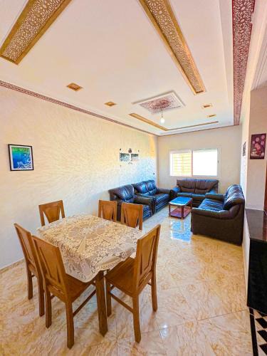 Dhar Mehraz Apartment | Soofhouse