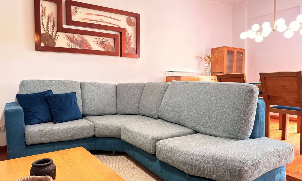 Alfornelos Apartment | Stay in a spacious 3-bedroom apartment just a 4-min walk from metro, Blue Line.