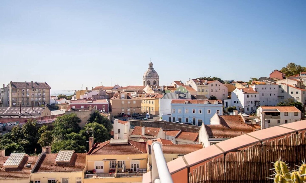 Alfama Apartment | Stylish Lisbon Apartment with 140 m² Terrace in Graça