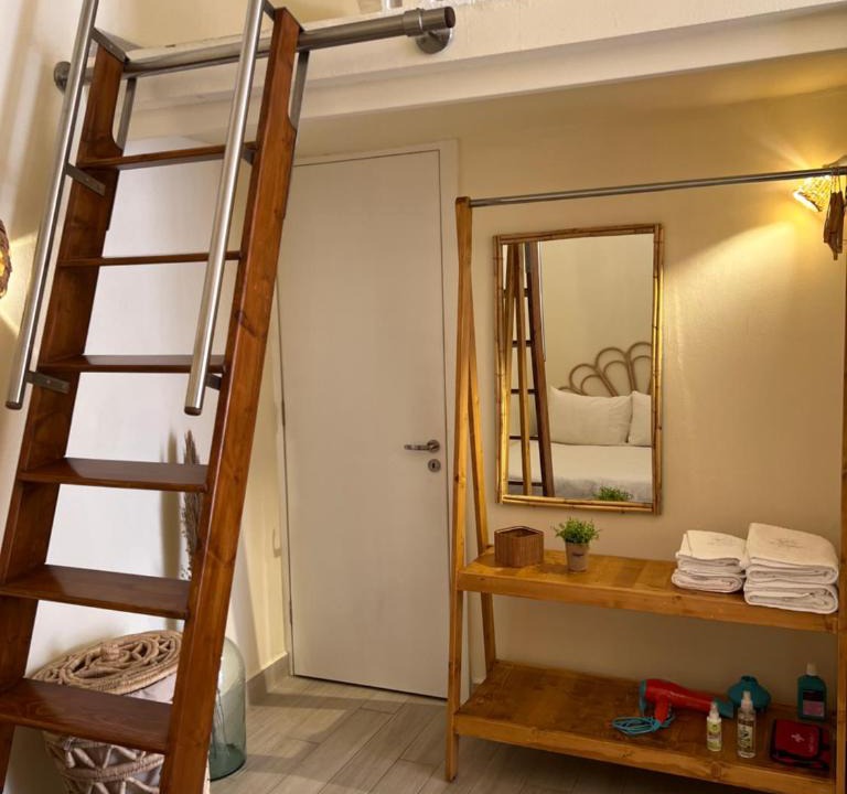 Enfeh House | The Happinesst بيت فرح