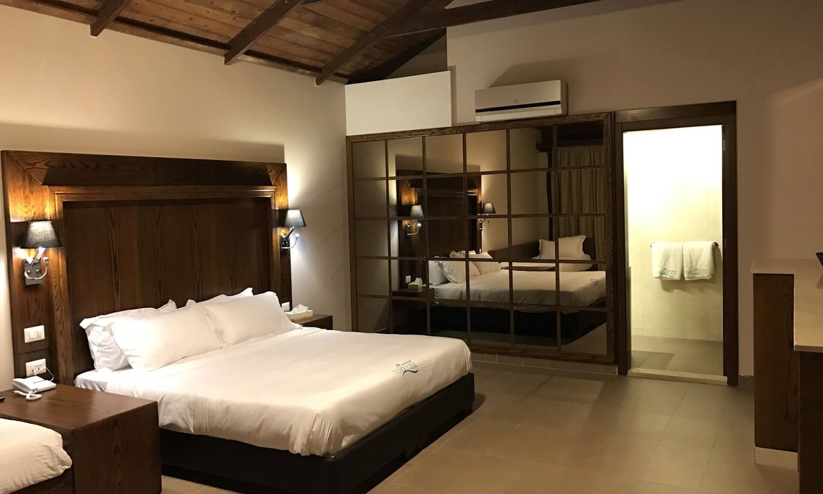 Zahriyeh Hotel | Turquoise Beach Resort