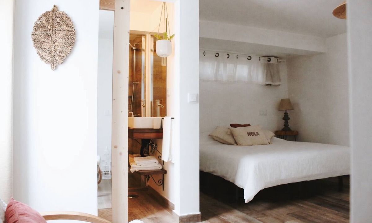 Charneca de Caparica e Sobreda House | Vila Vale Guest House surf e yoga