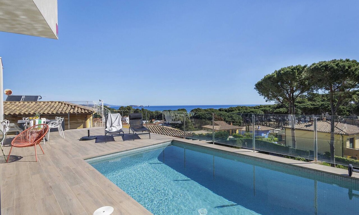 Pals House | Villa con piscina, aire acondicionado y vistas al mar