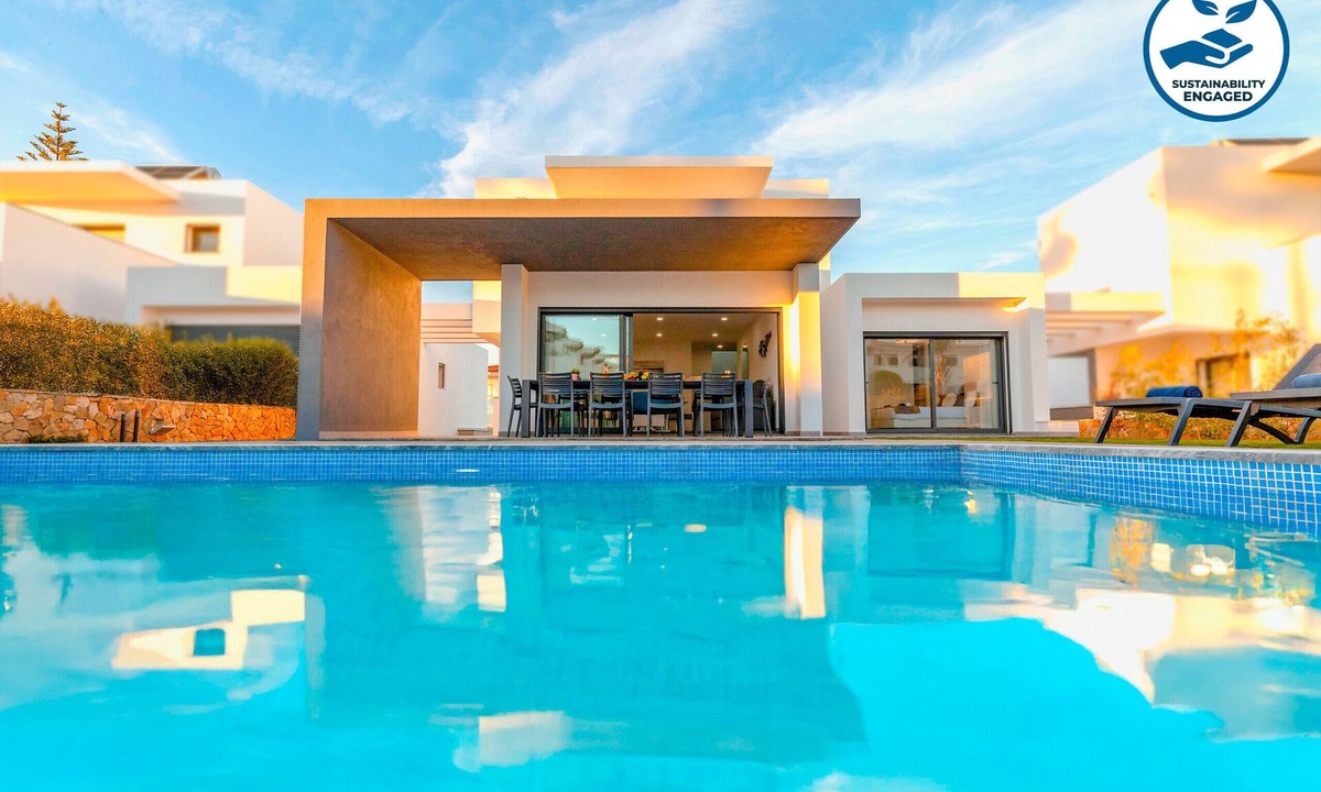 Castelo Villa | Villa w/Heatable Pool and BBQ in Albufeira