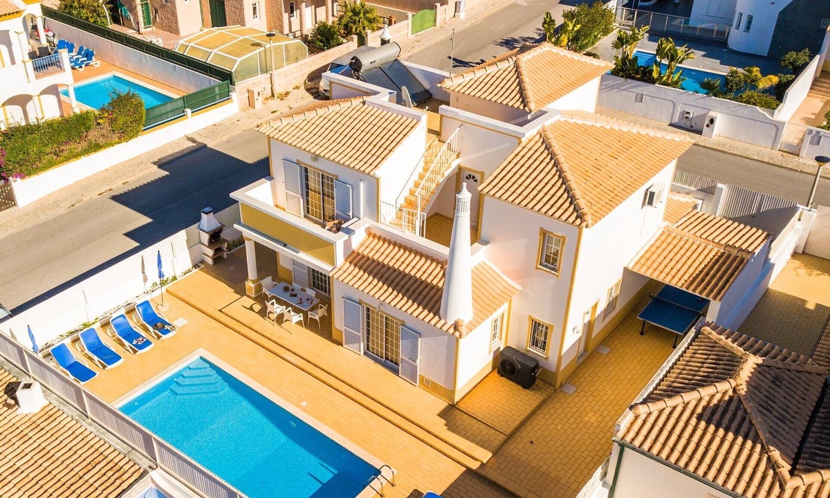 Gale Villa | Villa with 3 Bedrooms and private(heatable) Pool in Galé Beach