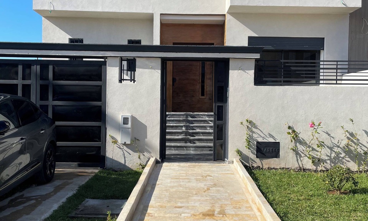 Casablanca Villa | Villa with pool at SIDI RAHL beach