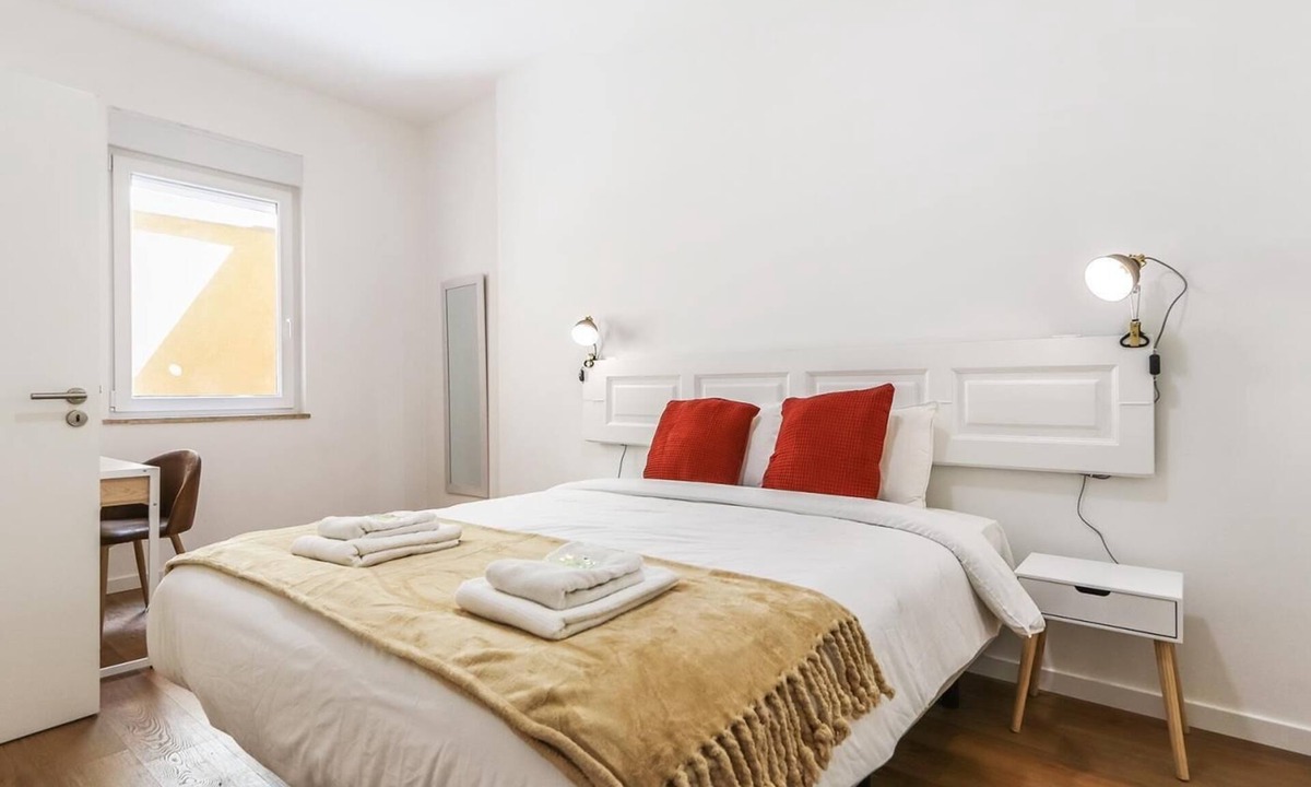 Santo Condestavel Apartment | Vita Portucale | Campo de Ourique River View 0D