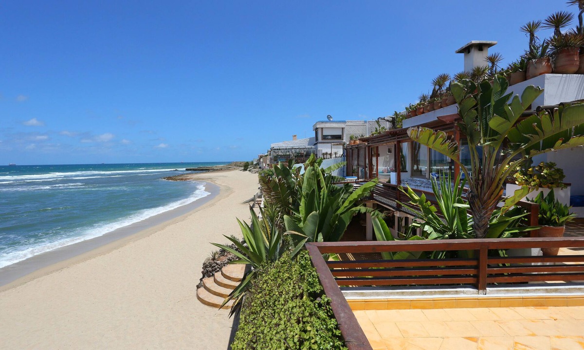 El Mansouria Villa | Waterfront house