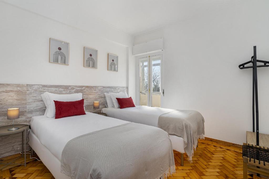 Alges Apartment | WHome Peaceful River Views in Algés perfect for Families