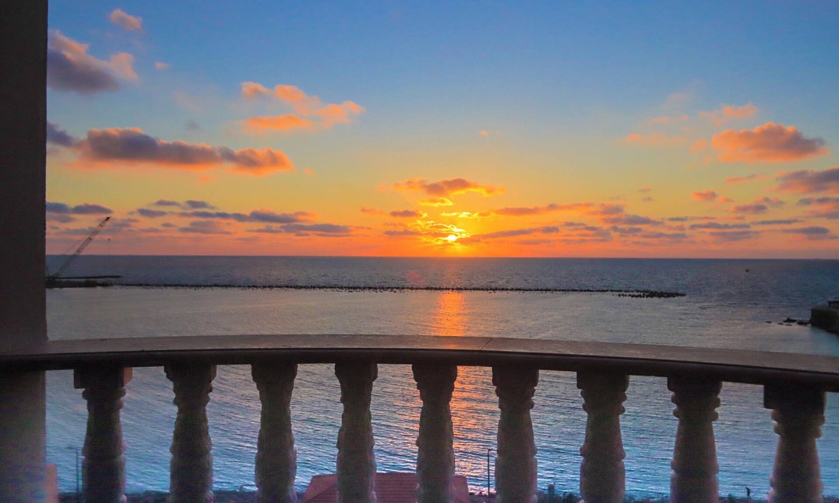 Al-Muntazah Apartment | Wide breathtaking Sea View Apartment