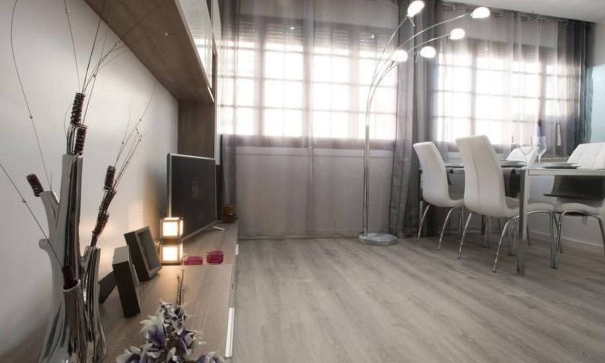 Gracia Apartment | Wohnung mit Privatparkplatz by Interhome