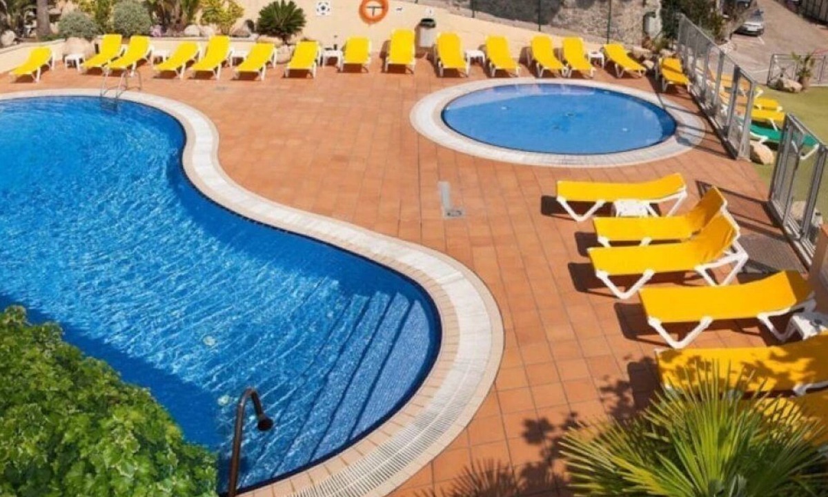 Calella House | ZEcamping 3 étoiles familial 200m plage piscine locatif TV clim 28m2