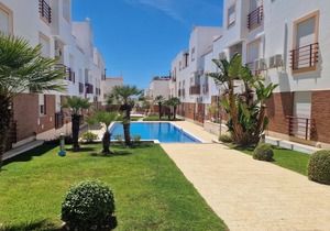 2 bedroom top floor apartment, swimming pool, Air-Con. in Cabanas Da Tavira