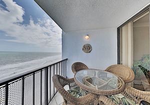 Brigadune*#14A OceanFront*Beautifully Remodeled*Grill*Heated Pool*Picnic Area in Myrtle Beach