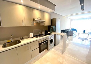 Pearl 38 - Elegant, new, near the sea w/ balcony
