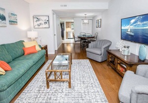 Stone’s Throw Villas | Pool & Alfresco Dining | 5-Minute Walk to Beach in Hilton Head