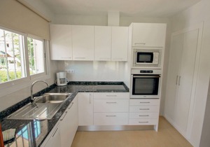 Tere - holiday home with private swimming pool in Calpe