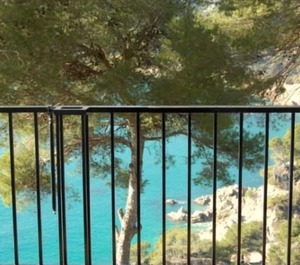 À La Mer Cala Llevado 