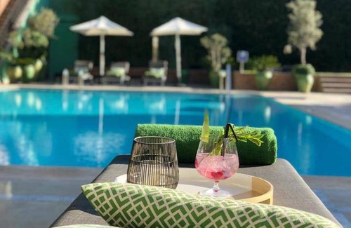 Racine Hotel | 120 m² Hotel ∙ 2 bedrooms ∙ 127 guests