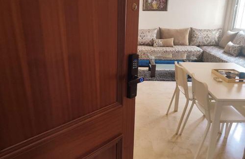 Bourgogne Apartment | Appartement la corniche 26