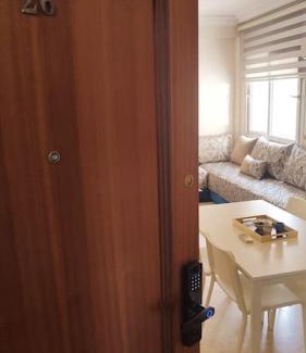 Bourgogne Apartment | Appartement la corniche 26