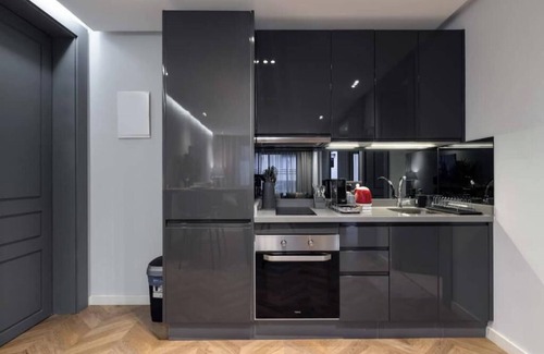 Casablanca Apartment | Central & Chic Coeur De Casablanca Location