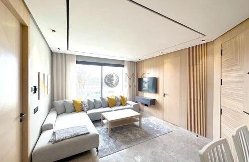 La Corniche Apartment | The Besty Ocean Suite-By Ayla Stay