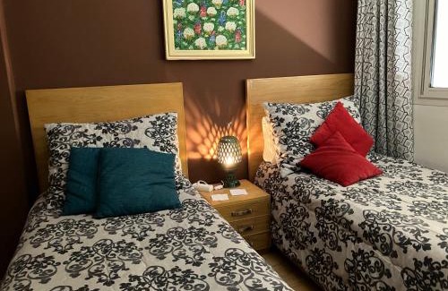 Nouaceur House | The Room