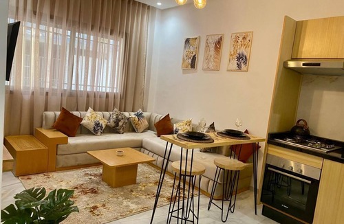 Nouaceur Apartment | Élégance: Your modern urban refuge!
