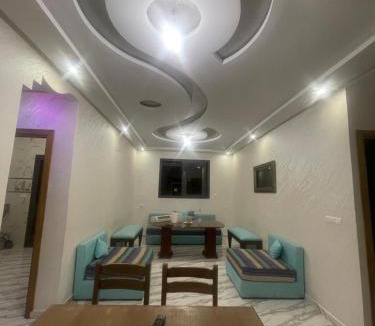 Ahriq Apartment | شقة الإستمتاع في قلب مرتيل النابض بالحياة