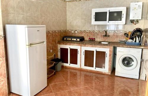 Oued Laou Apartment | منزل أرضي حوالي 30متر من البحر