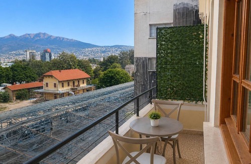 Beirut Apartment | 1-bedroom aptmt in Armenia, Mar Mkhayel street, spacious bathroom 2 balconies