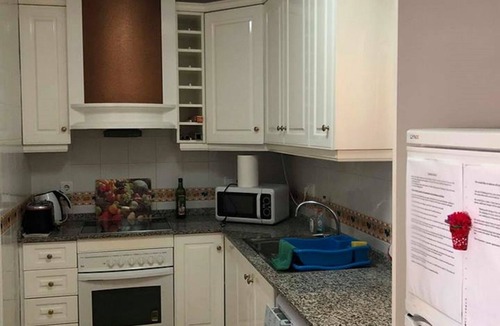 La Florida Apartment | 2 Bedroom 2 Bathroom Apartment in a gated community - near local amenities