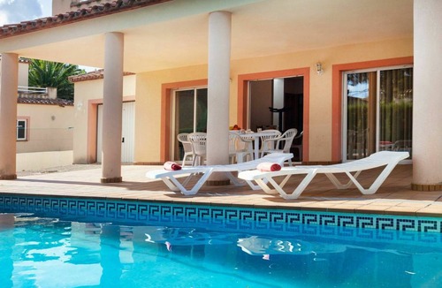 Les Tres Cales Villa | 220 m² Villa ∙ 5 bedrooms ∙ 12 guests