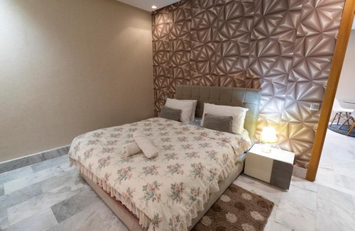 Casablanca Apartment | 27 Cosy Secured Flat, DT self checkin-FreeParking.