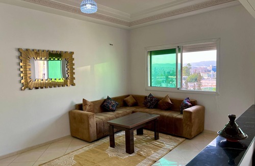 Sidi Brahim Apartment | 3-bedroom apartment in lovely Fès with AC