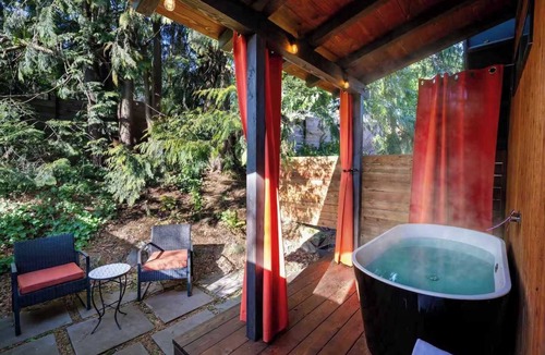 Stevenson Cabin | 4 A-Frame Cabins - 2 Outdoor Private Soaking Tubs