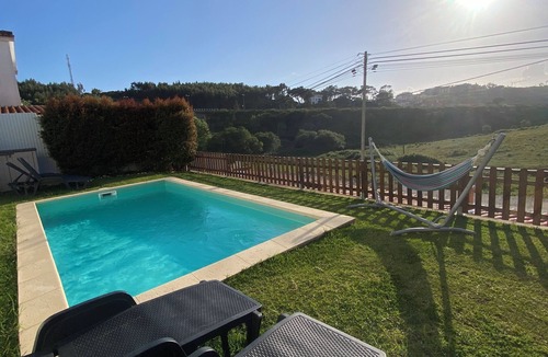 Ericeira Villa | 4 bedroom villa with barbecue and pool - Like a Local