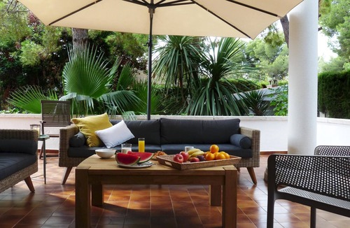 Cunit Villa | 45min getaway from Barcelona, private pool and BBQ