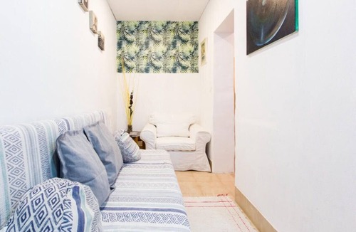 Santa Isabel Apartment | 5-Bedroom Apartment in the City Center, Rato