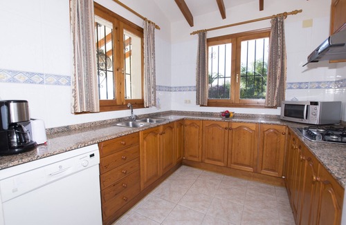 Empedrola Villa | A41 EMPEDROLA URB 12Q