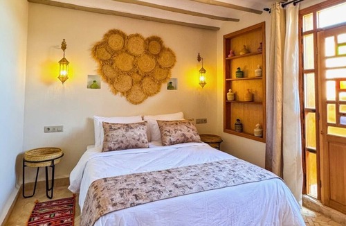 Bab Lghoul Hotel | Adorable 1-bedroom hotel suite with AC in fes